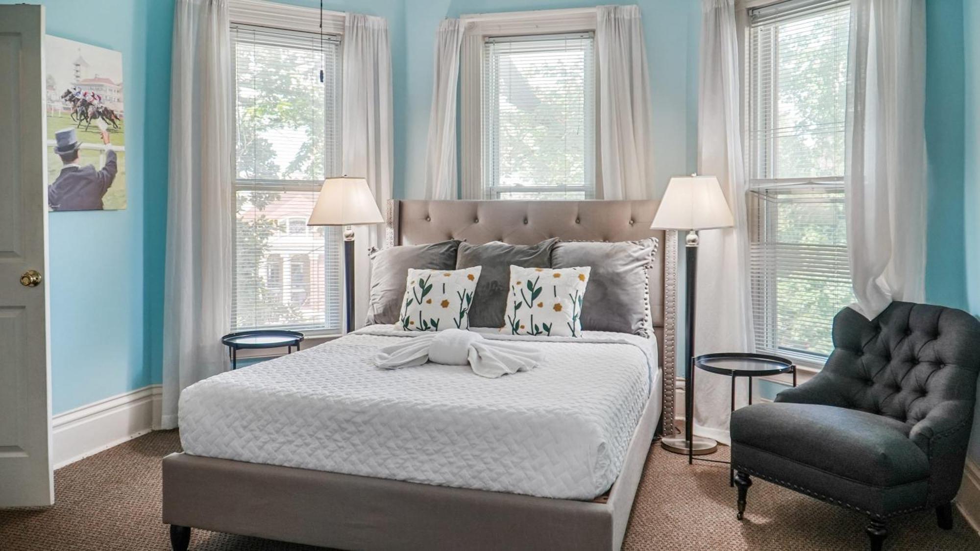 Apartment Charming In Bustling Clifton & Crescent Hill