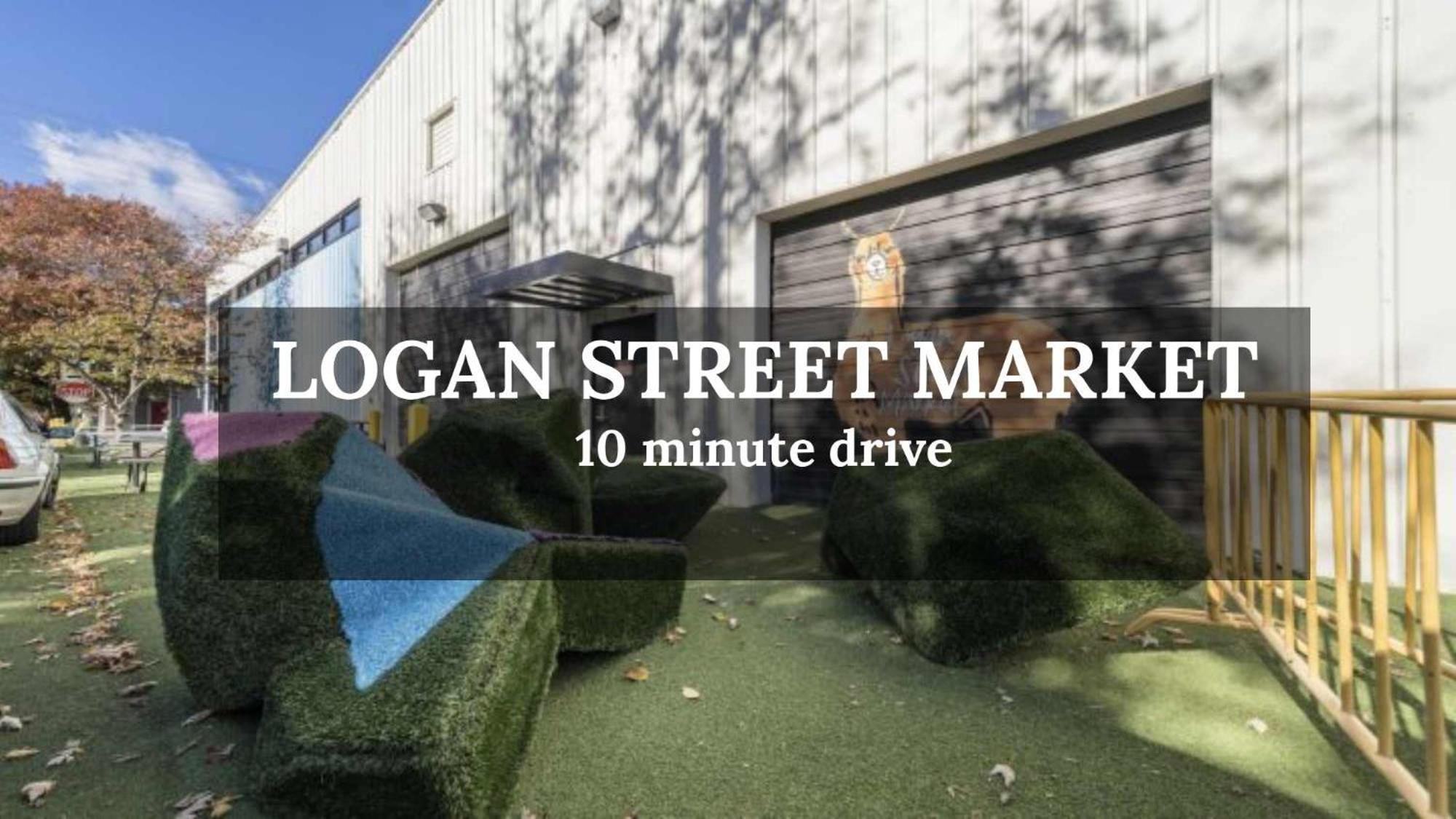 Charming In Bustling Clifton & Crescent Hill Apartment *